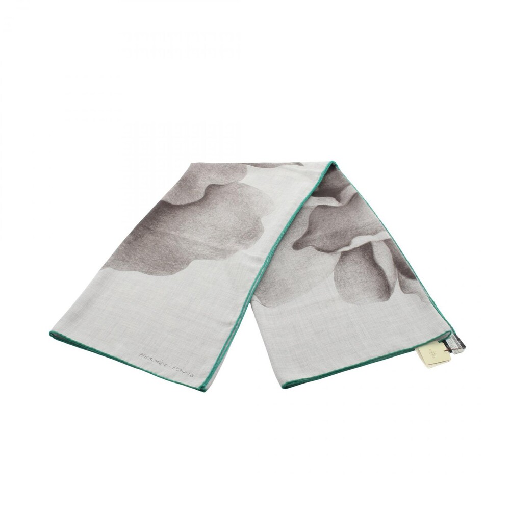 Hermes Carre Une Rose Pour Alma Scarf #281994H14B